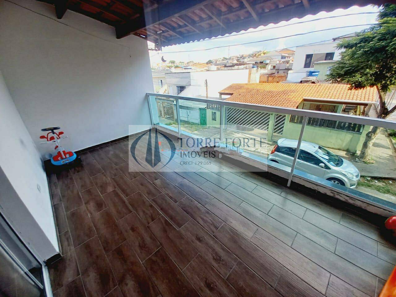 Sobrado à venda com 3 quartos, 150m² - Foto 2