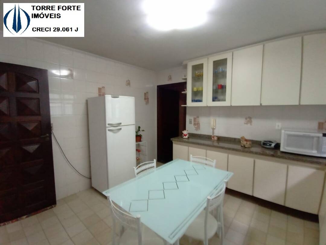 Sobrado à venda com 2 quartos, 150m² - Foto 6