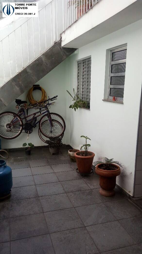 Sobrado à venda com 2 quartos, 150m² - Foto 23