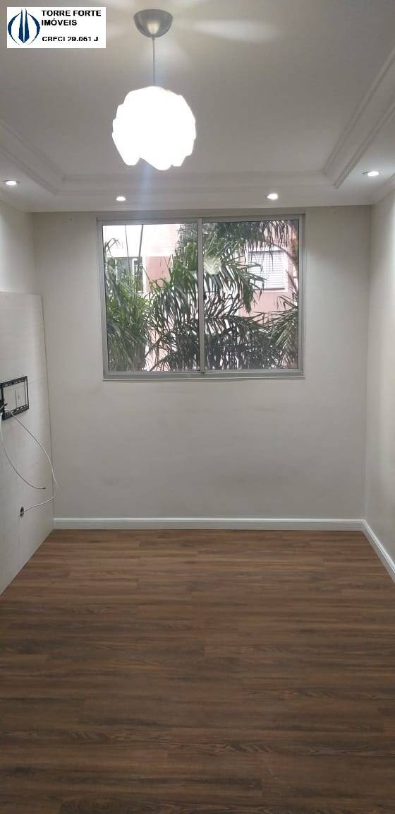 Apartamento à venda com 2 quartos, 44m² - Foto 15