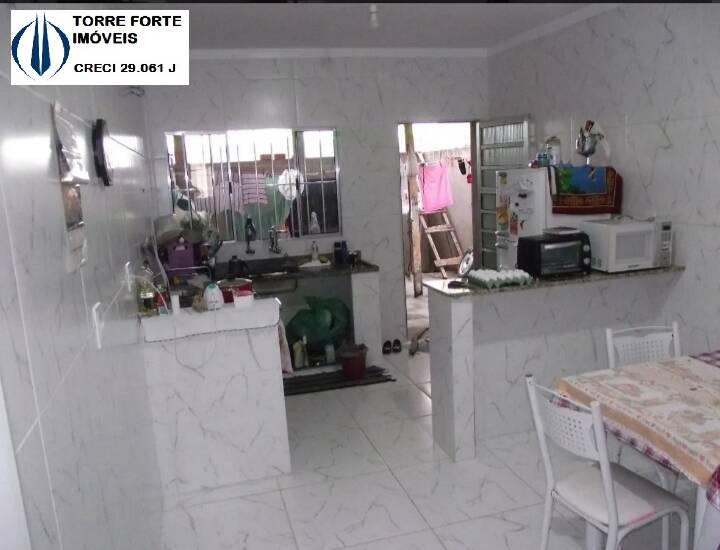 Sobrado à venda com 3 quartos, 130m² - Foto 2