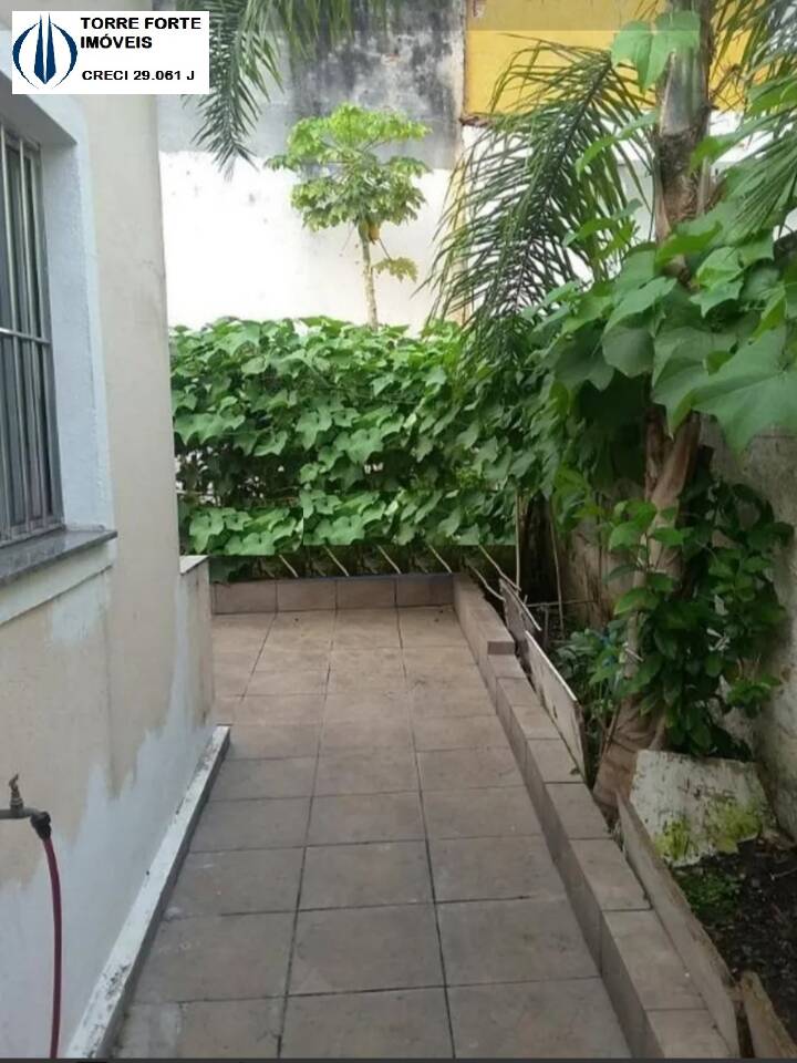 Casa à venda com 1 quarto, 180m² - Foto 1