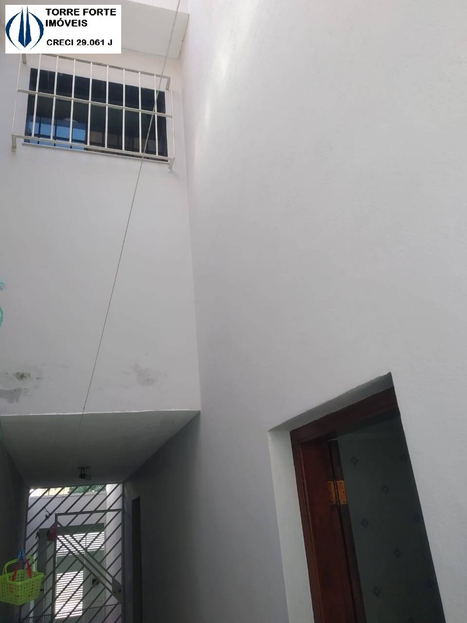 Casa à venda com 2 quartos, 170m² - Foto 6