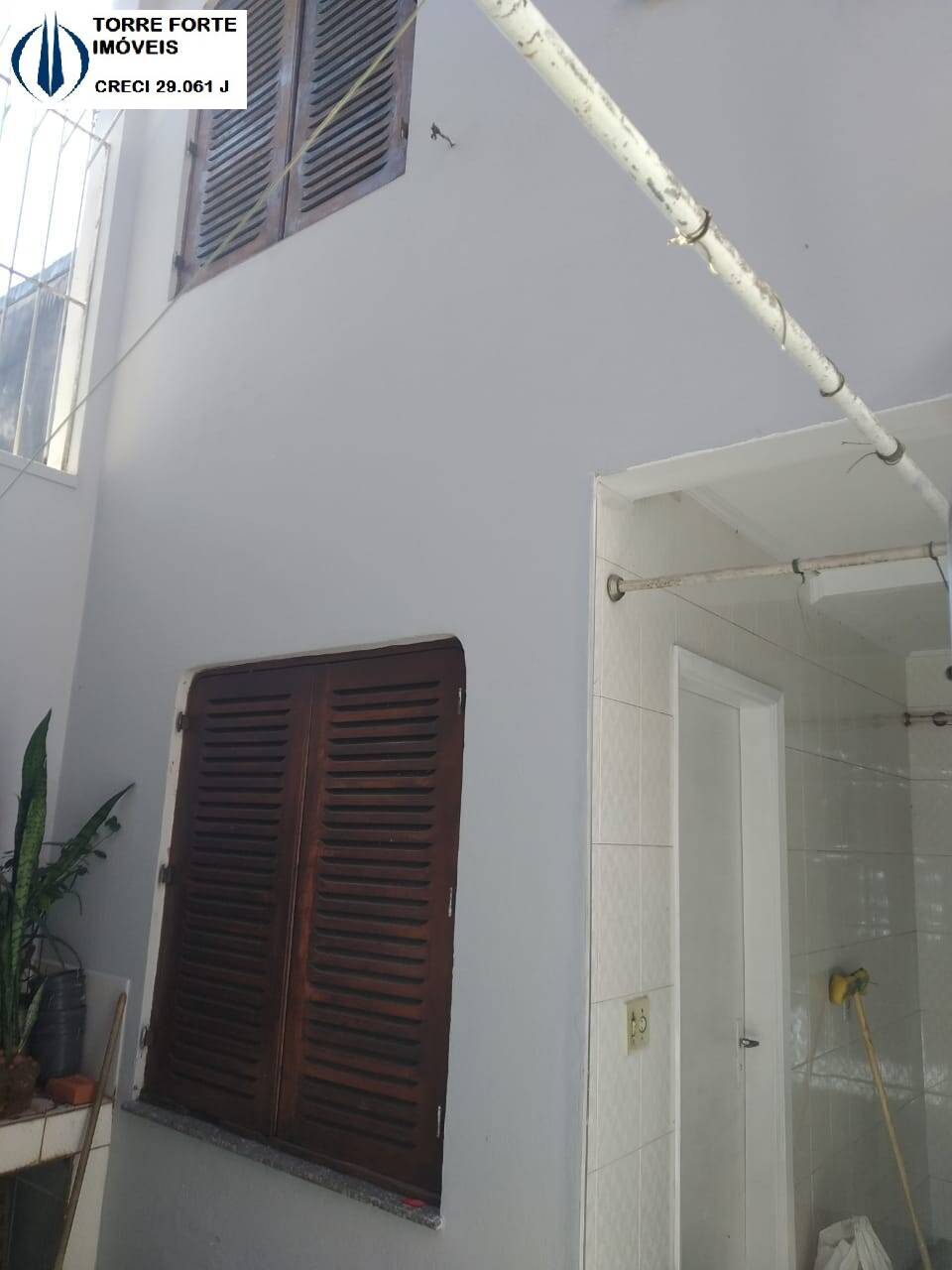 Casa à venda com 2 quartos, 170m² - Foto 9