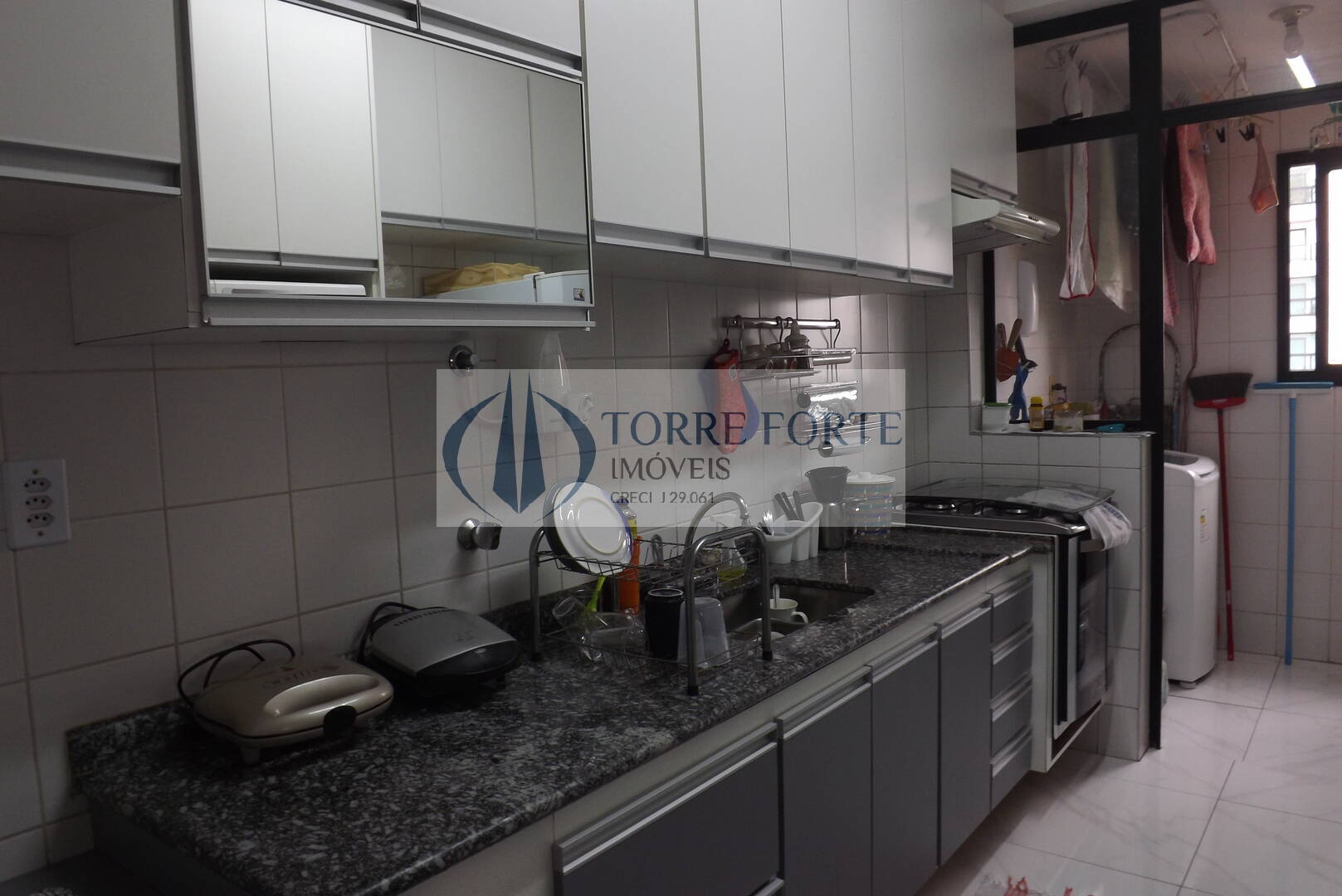 Apartamento à venda com 3 quartos, 74m² - Foto 13