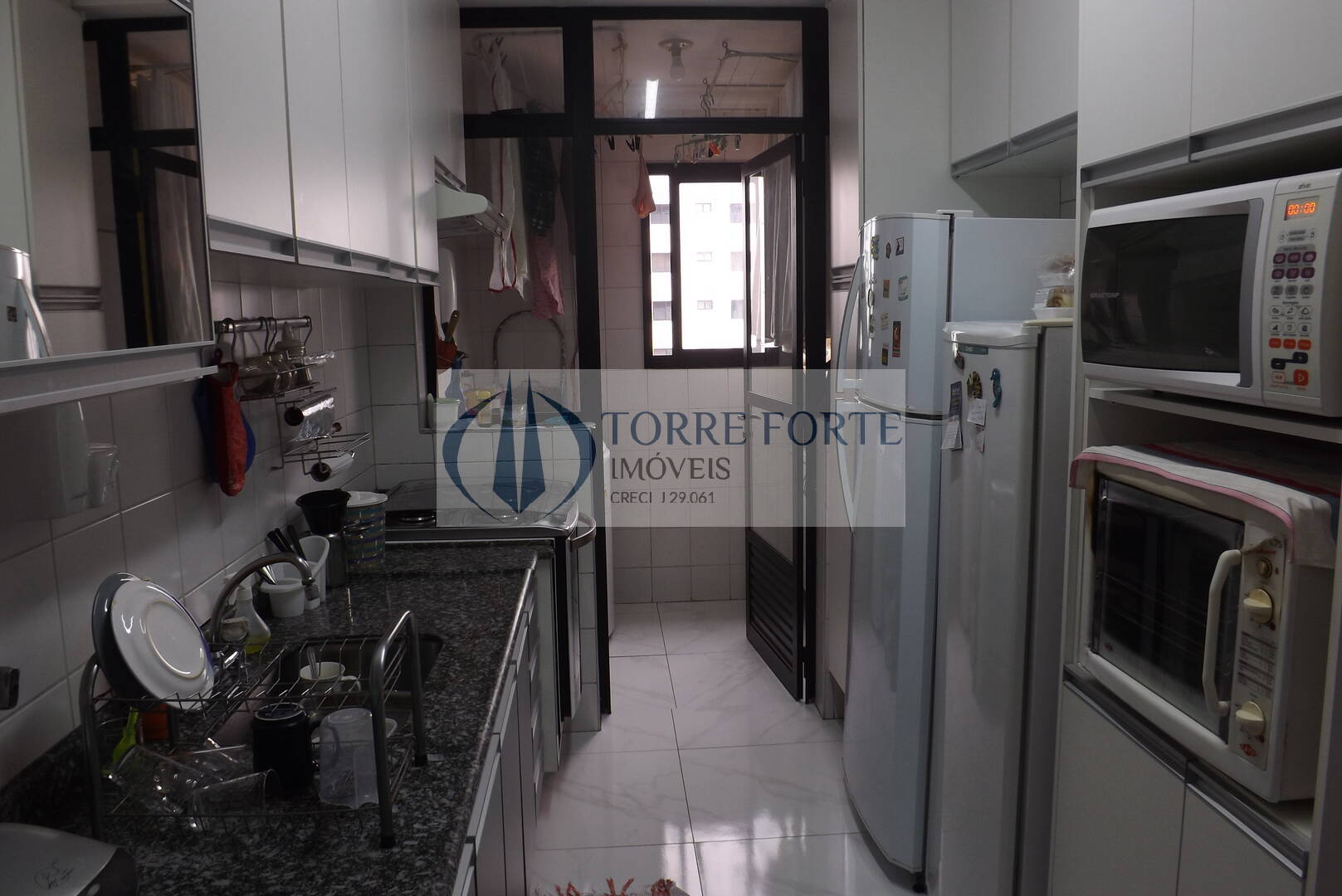 Apartamento à venda com 3 quartos, 74m² - Foto 19