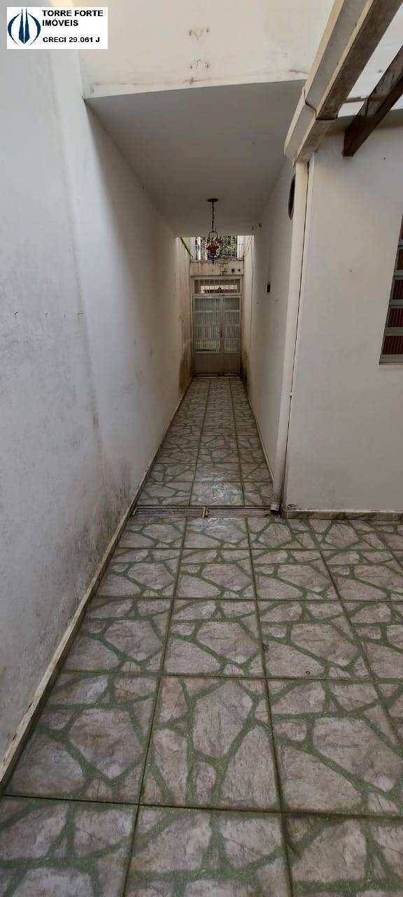 Sobrado à venda com 2 quartos, 130m² - Foto 15