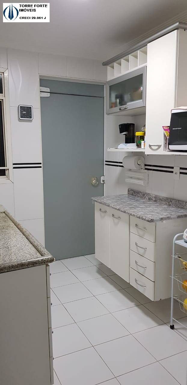 Apartamento à venda com 2 quartos, 65m² - Foto 4