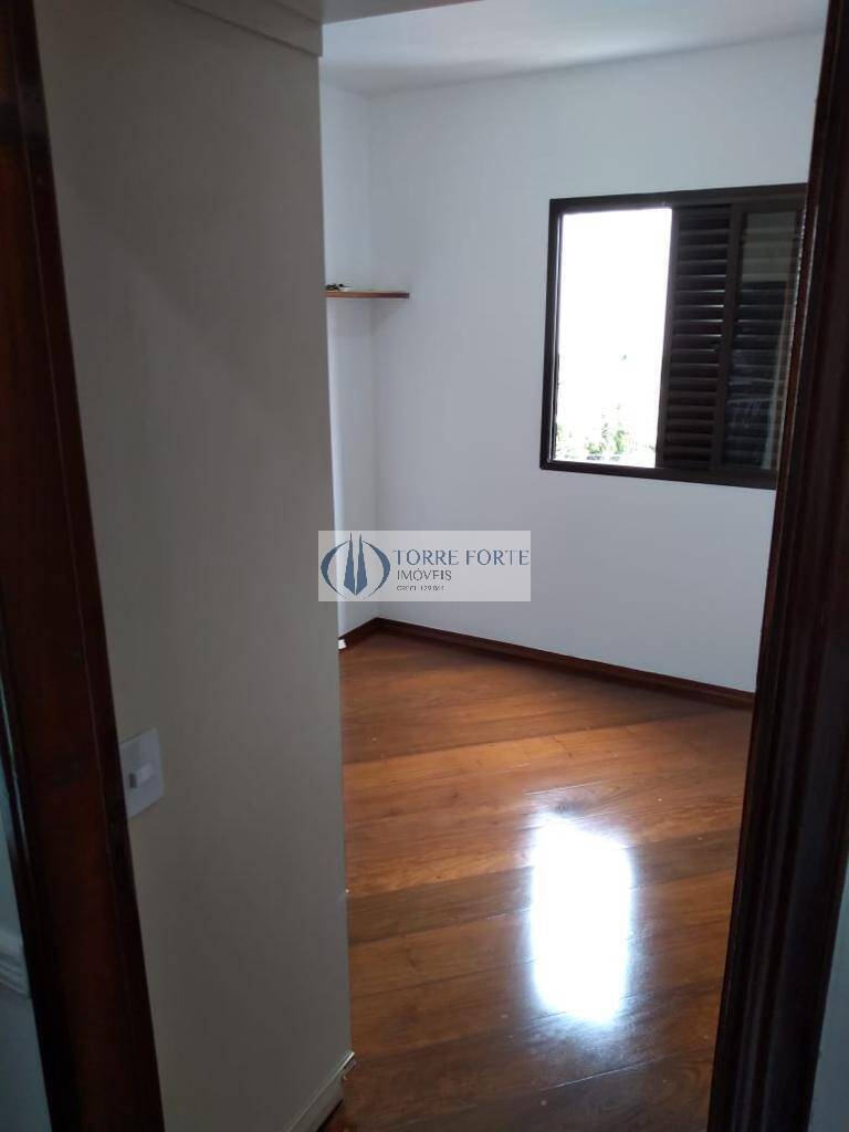 Apartamento à venda com 3 quartos, 85m² - Foto 11