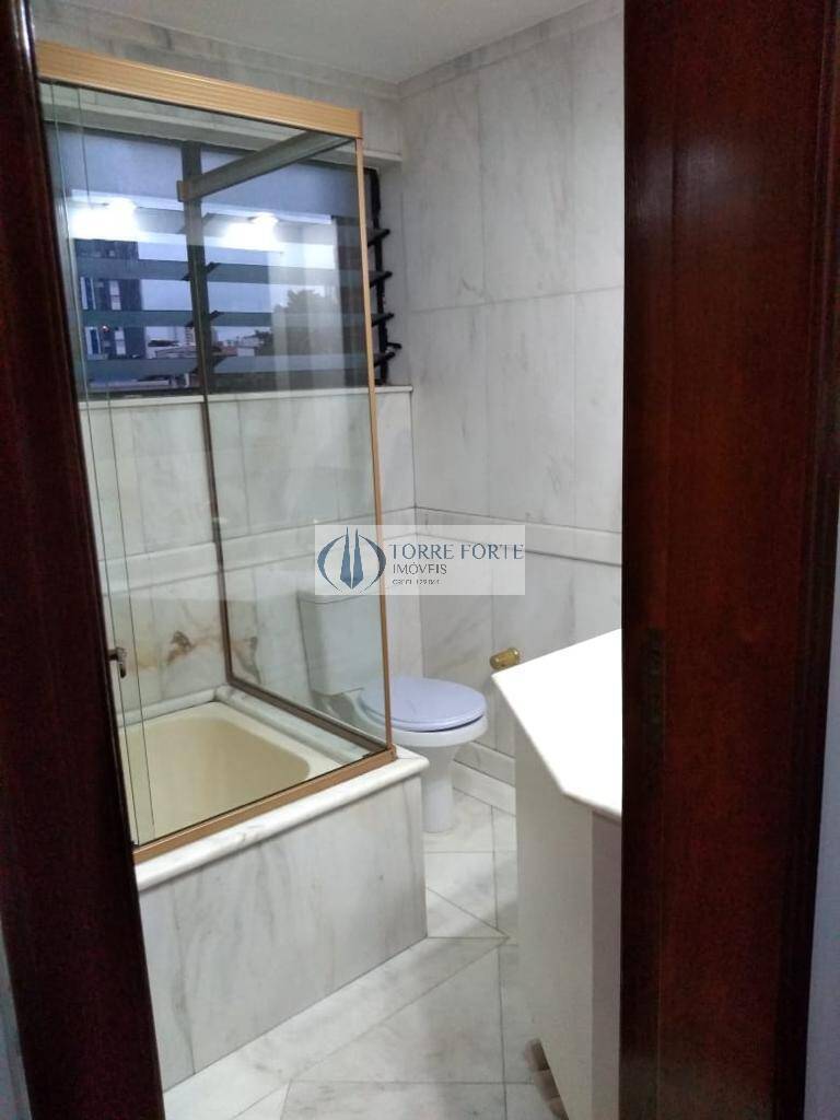 Apartamento à venda com 3 quartos, 85m² - Foto 17