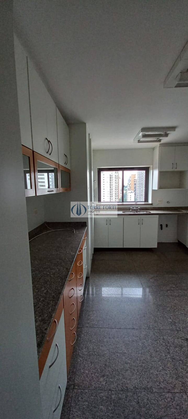 Apartamento à venda com 4 quartos, 300m² - Foto 26