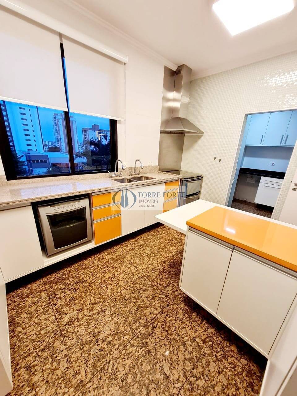 Apartamento à venda com 3 quartos, 160m² - Foto 26