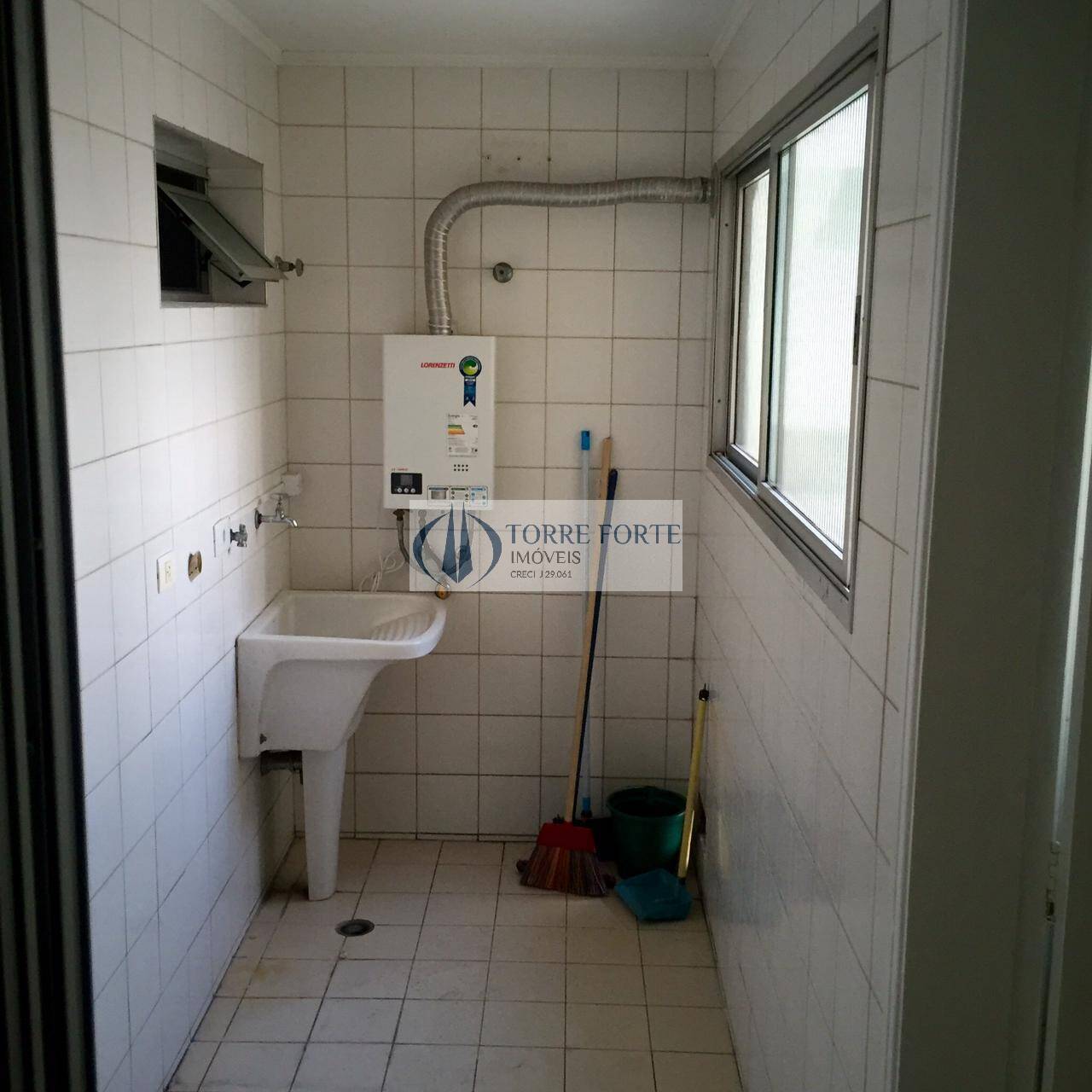 Apartamento à venda com 3 quartos, 84m² - Foto 18