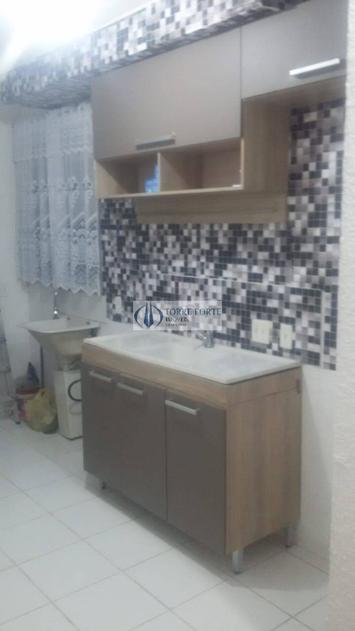 Apartamento à venda com 2 quartos, 40m² - Foto 5