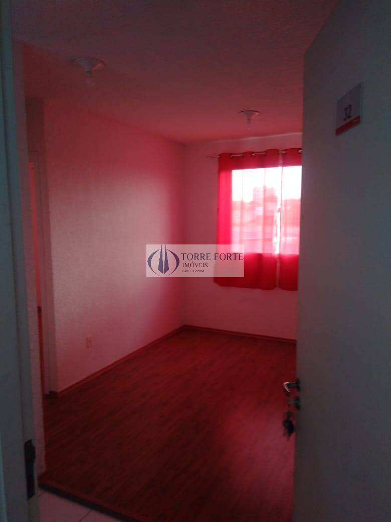 Apartamento à venda com 2 quartos, 40m² - Foto 8