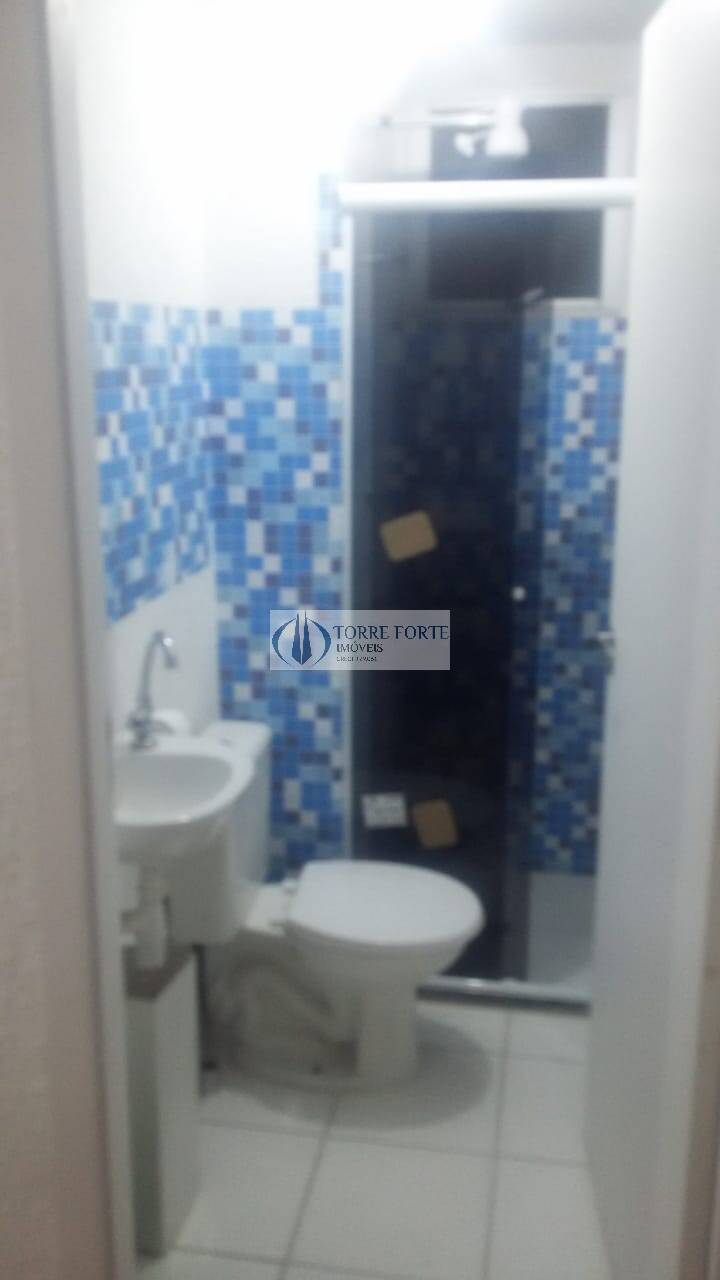 Apartamento à venda com 2 quartos, 40m² - Foto 15