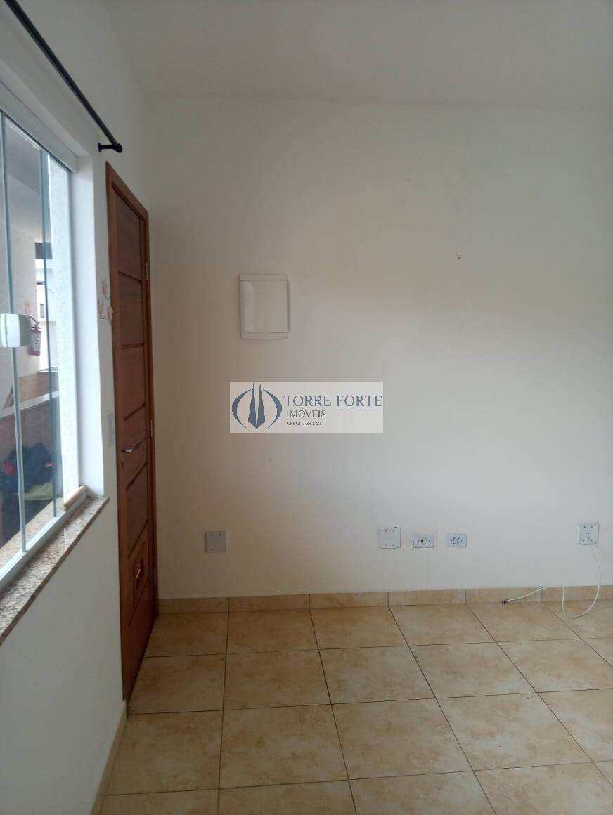 Apartamento à venda com 2 quartos, 39m² - Foto 4