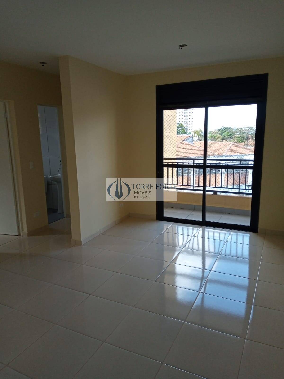 Apartamento à venda com 2 quartos, 56m² - Foto 1