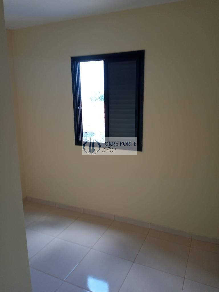 Apartamento à venda com 2 quartos, 56m² - Foto 2