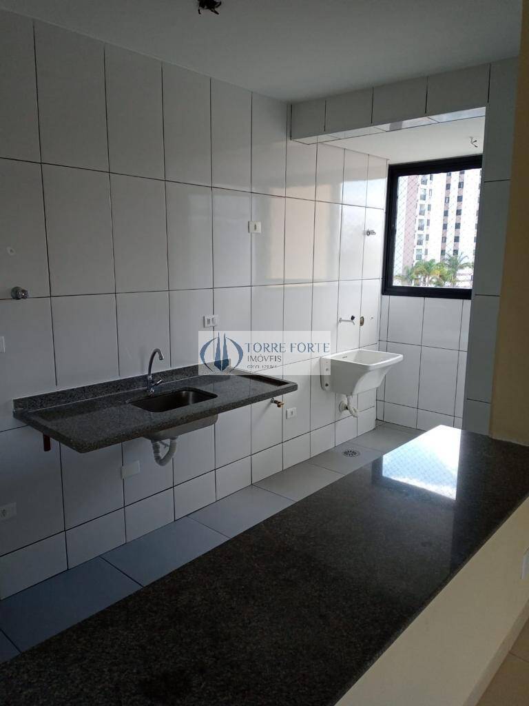 Apartamento à venda com 2 quartos, 56m² - Foto 10