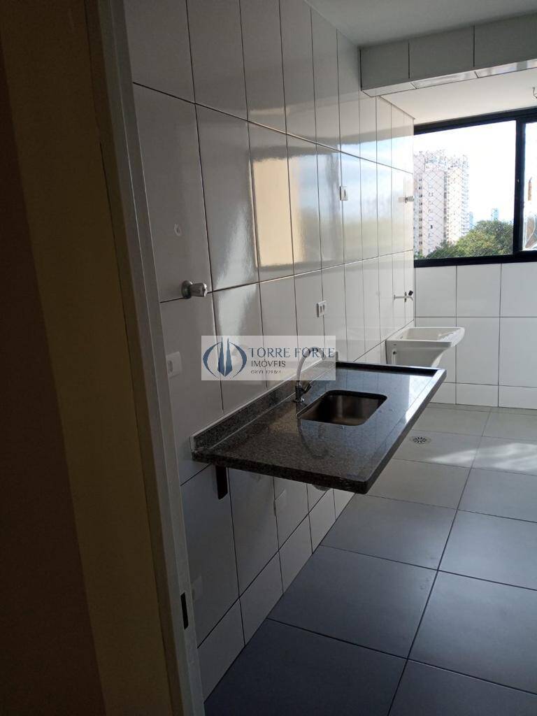 Apartamento à venda com 2 quartos, 56m² - Foto 12