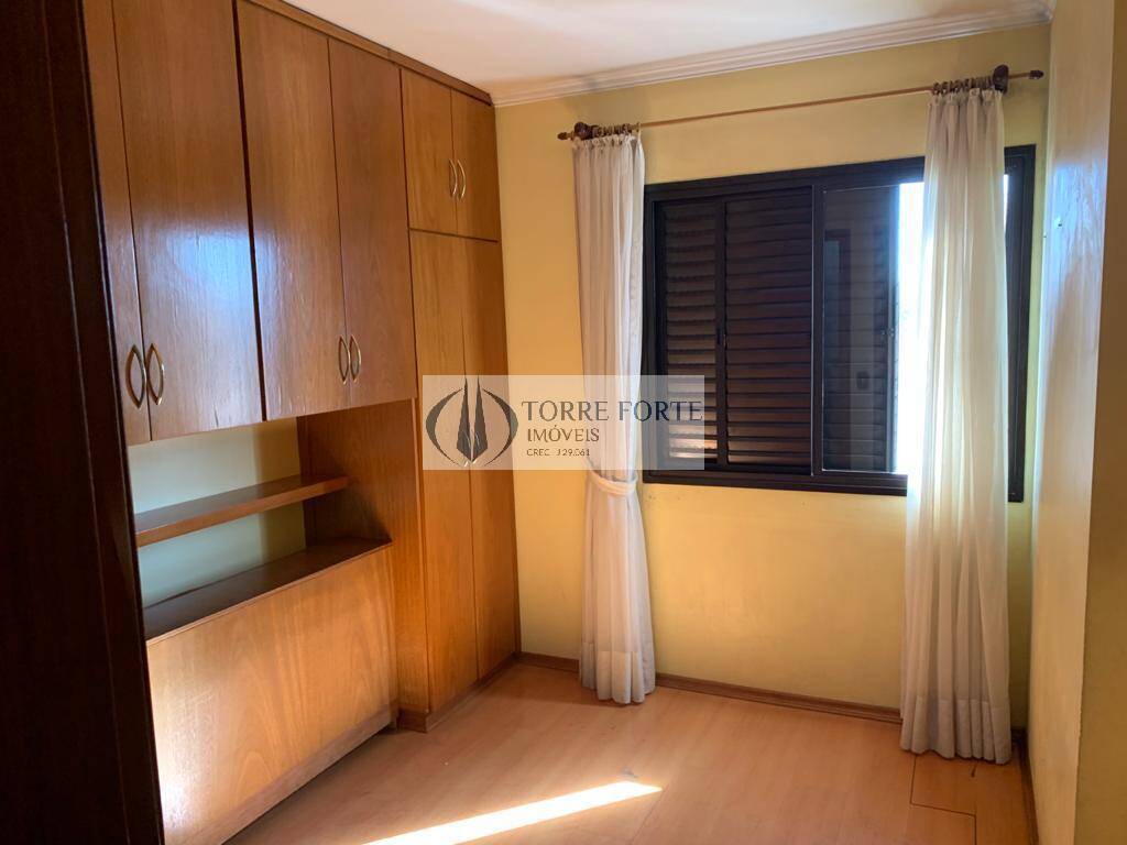 Apartamento à venda com 3 quartos, 75m² - Foto 12