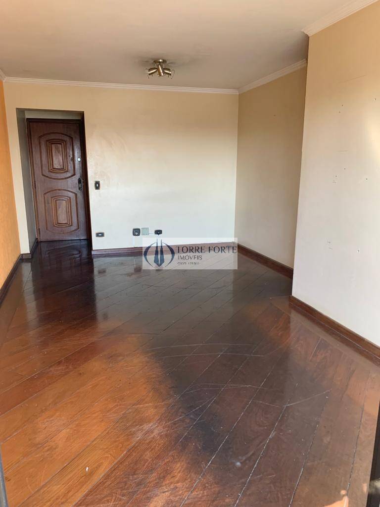 Apartamento à venda com 3 quartos, 75m² - Foto 15