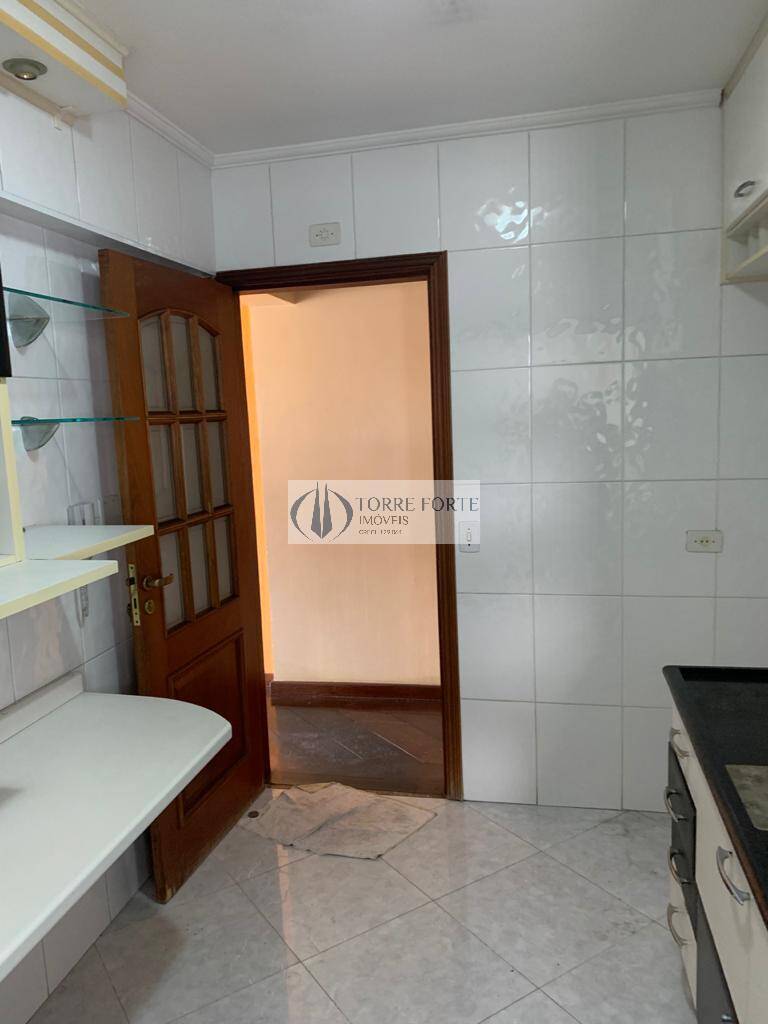 Apartamento à venda com 3 quartos, 75m² - Foto 22