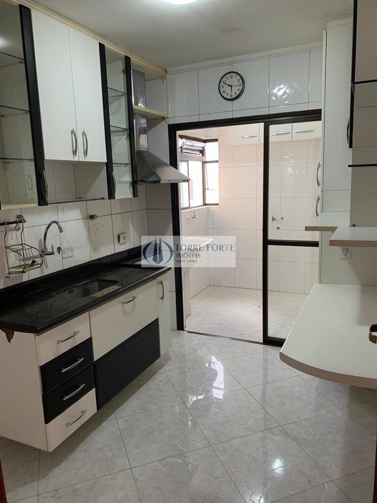 Apartamento à venda com 3 quartos, 75m² - Foto 23