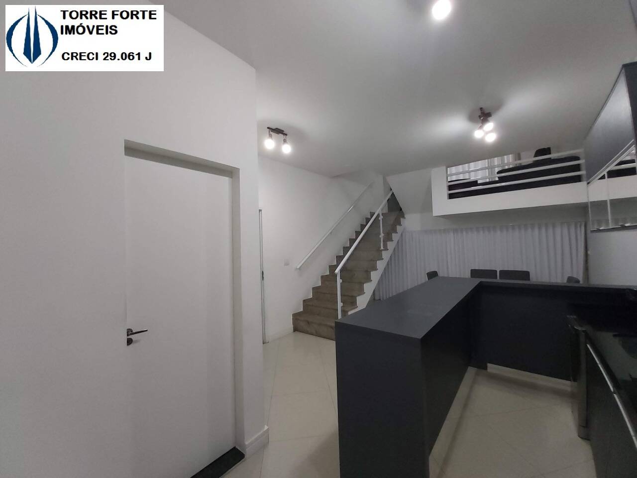 Casa à venda com 4 quartos, 301m² - Foto 18