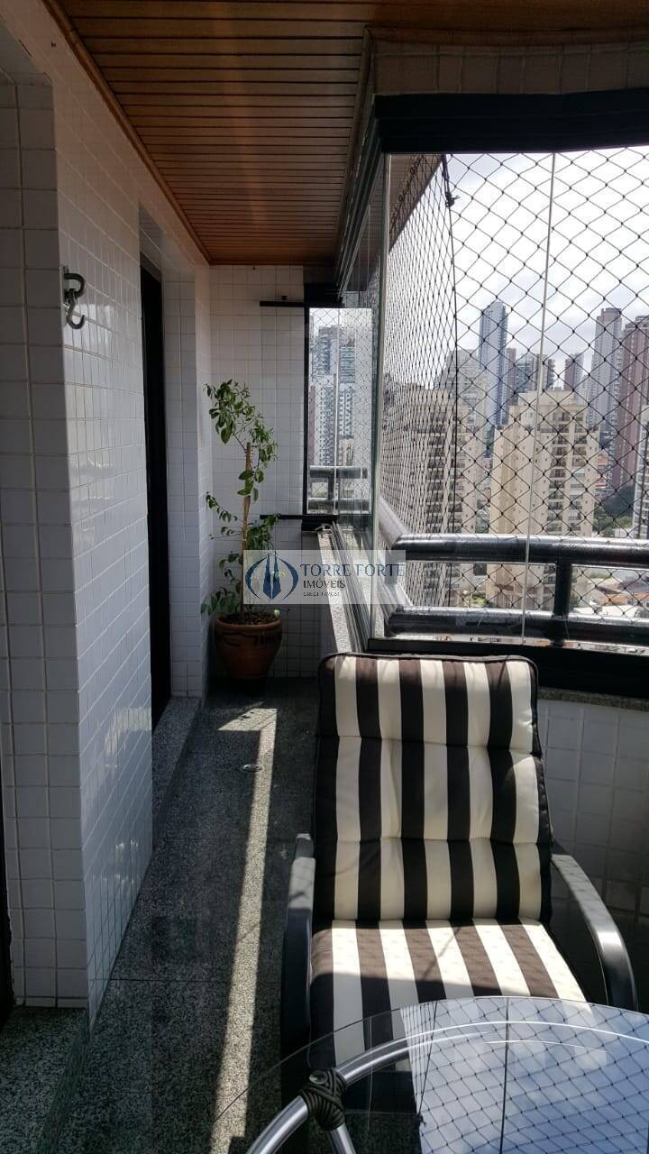 Apartamento à venda com 3 quartos, 105m² - Foto 19