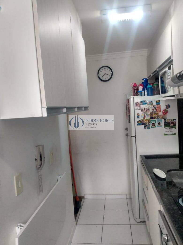 Apartamento à venda com 3 quartos, 52m² - Foto 11