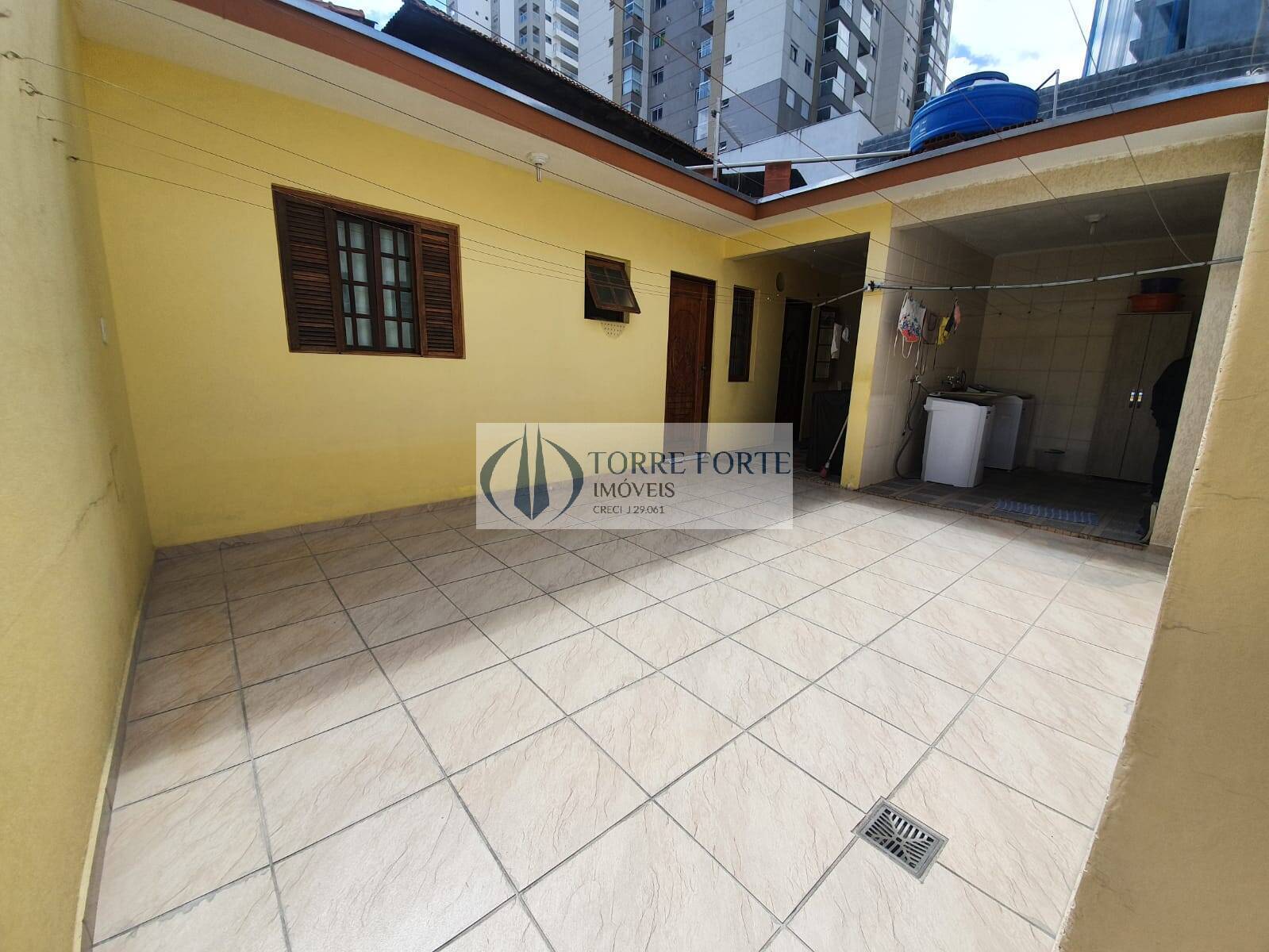 Casa à venda com 3 quartos, 150m² - Foto 11