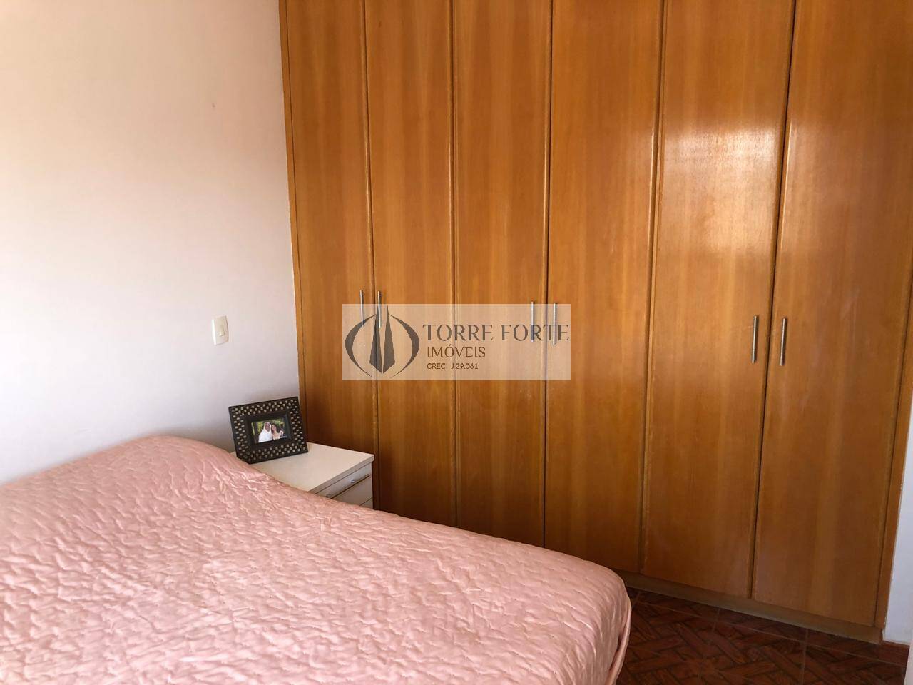 Apartamento à venda com 4 quartos, 160m² - Foto 2