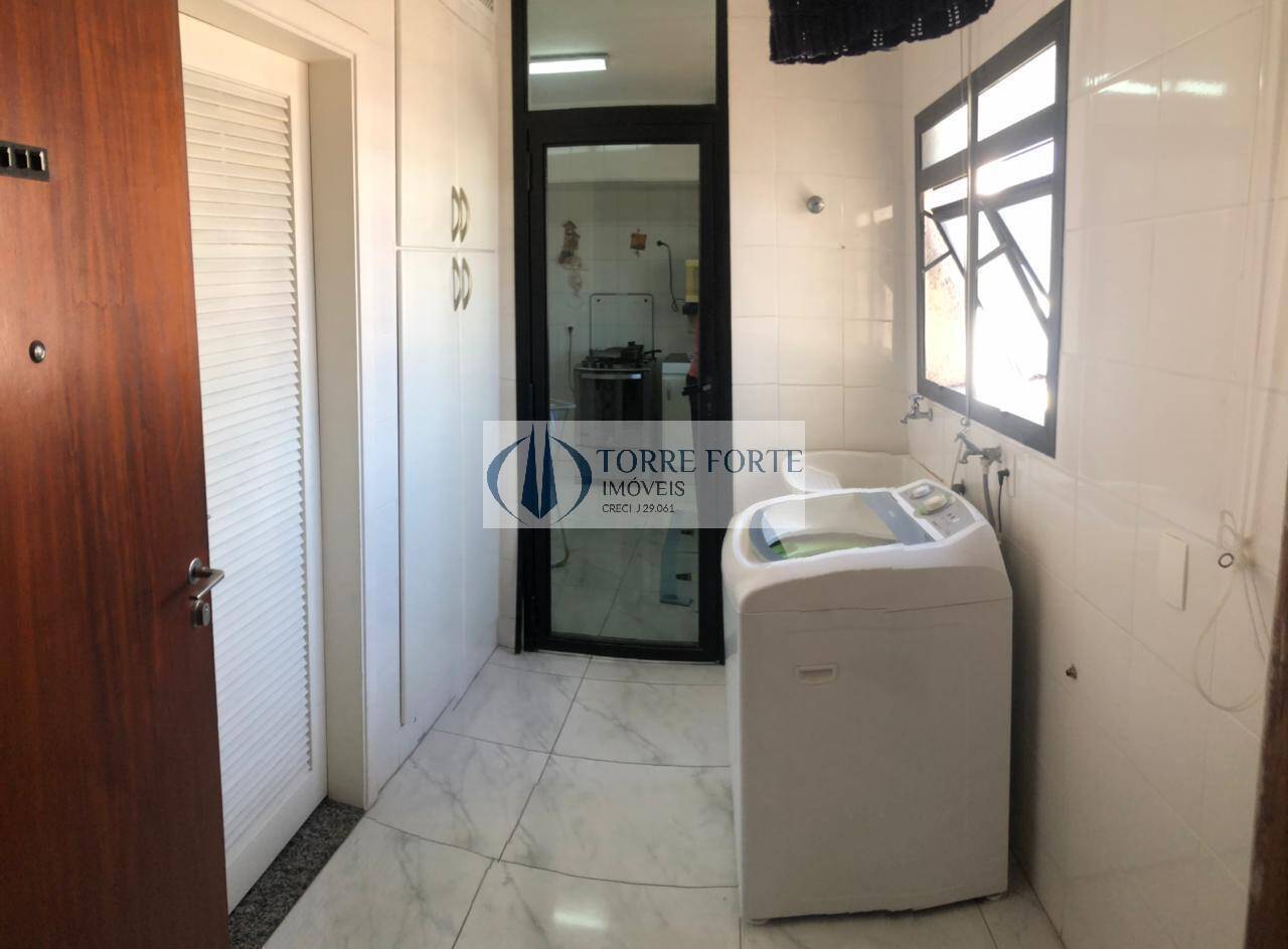 Apartamento à venda com 4 quartos, 160m² - Foto 16