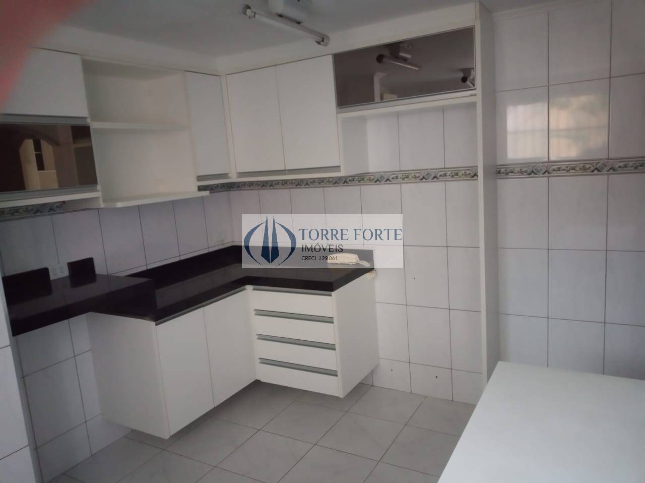 Apartamento à venda com 2 quartos, 52m² - Foto 2