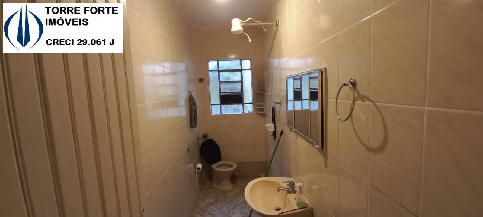 Casa à venda com 3 quartos, 90m² - Foto 11