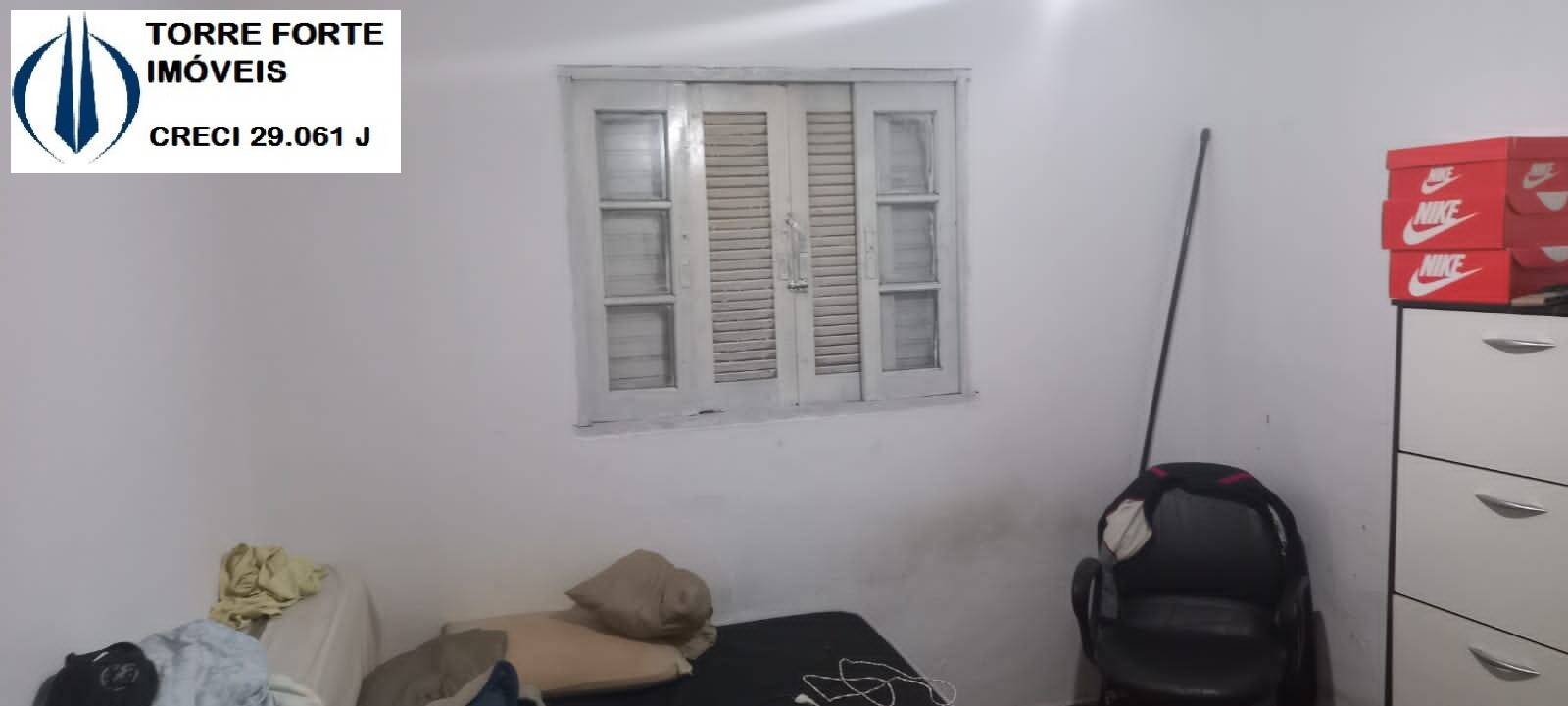 Casa à venda com 3 quartos, 90m² - Foto 13