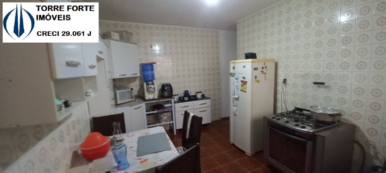 Casa à venda com 3 quartos, 90m² - Foto 14