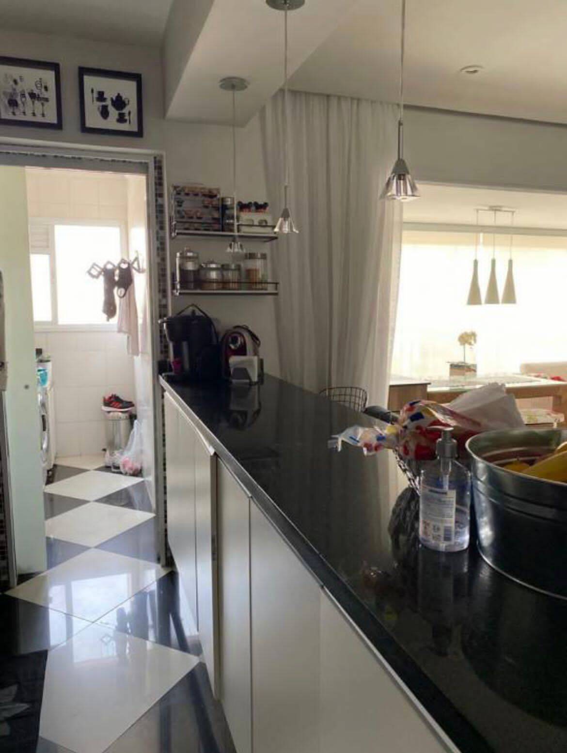 Apartamento à venda com 3 quartos, 90m² - Foto 4