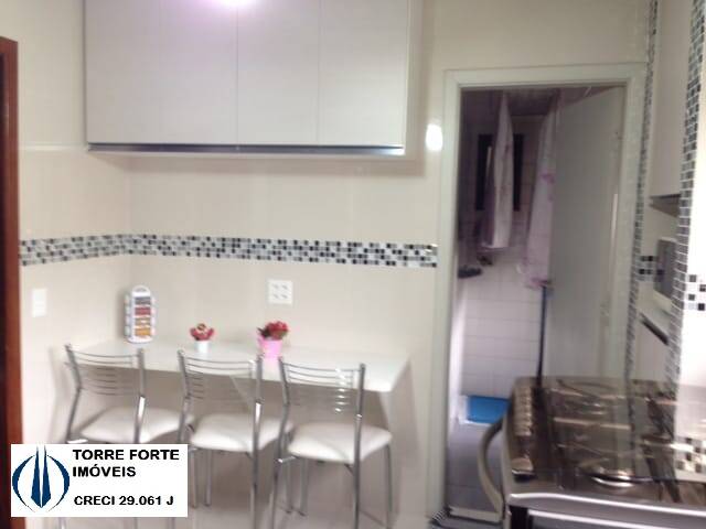 Apartamento à venda com 3 quartos, 84m² - Foto 2