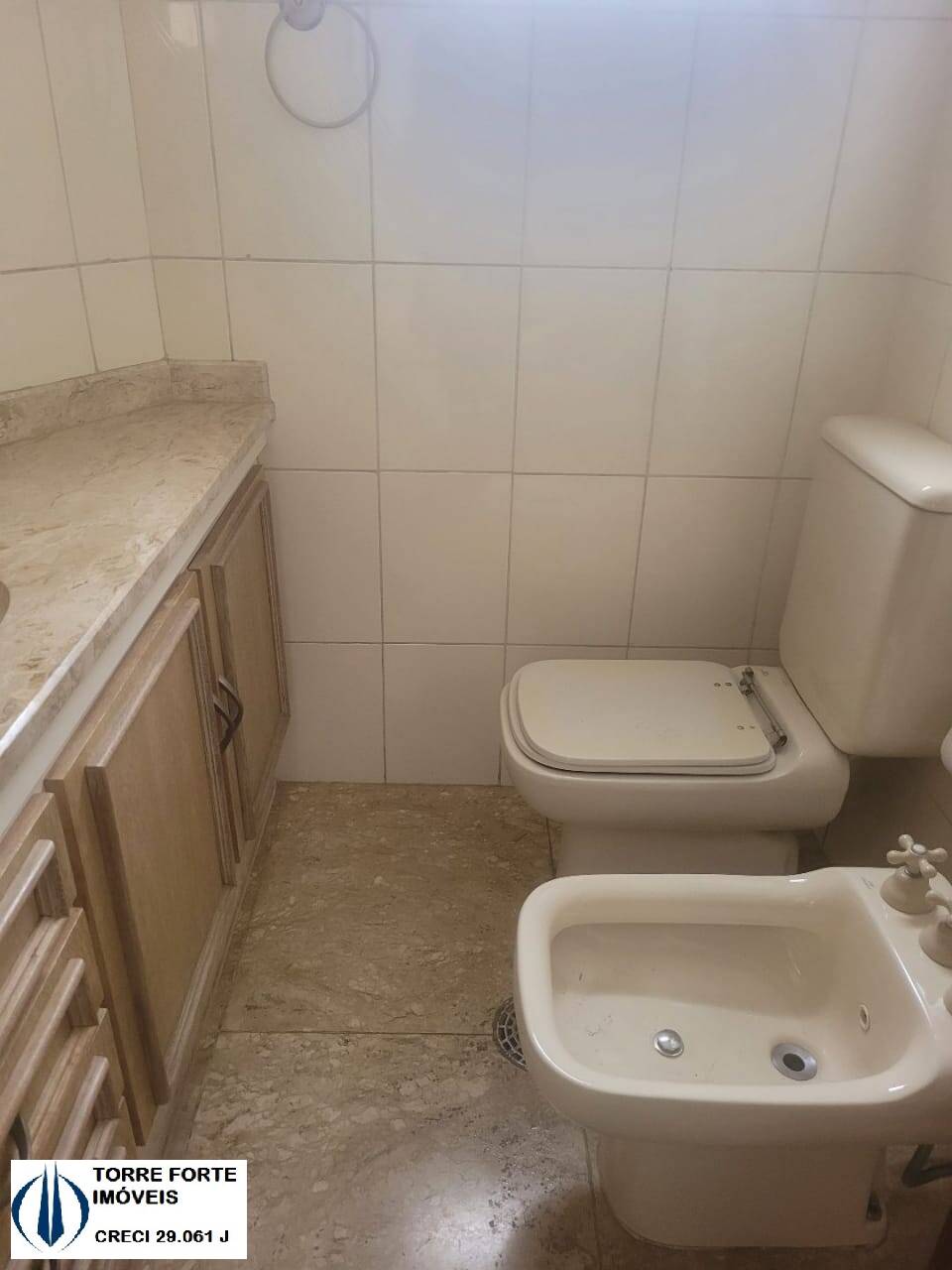 Apartamento à venda com 3 quartos, 140m² - Foto 7