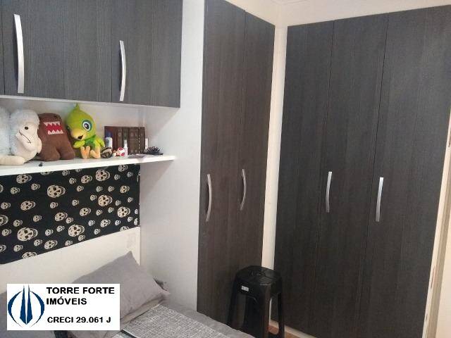 Apartamento à venda com 2 quartos, 47m² - Foto 2