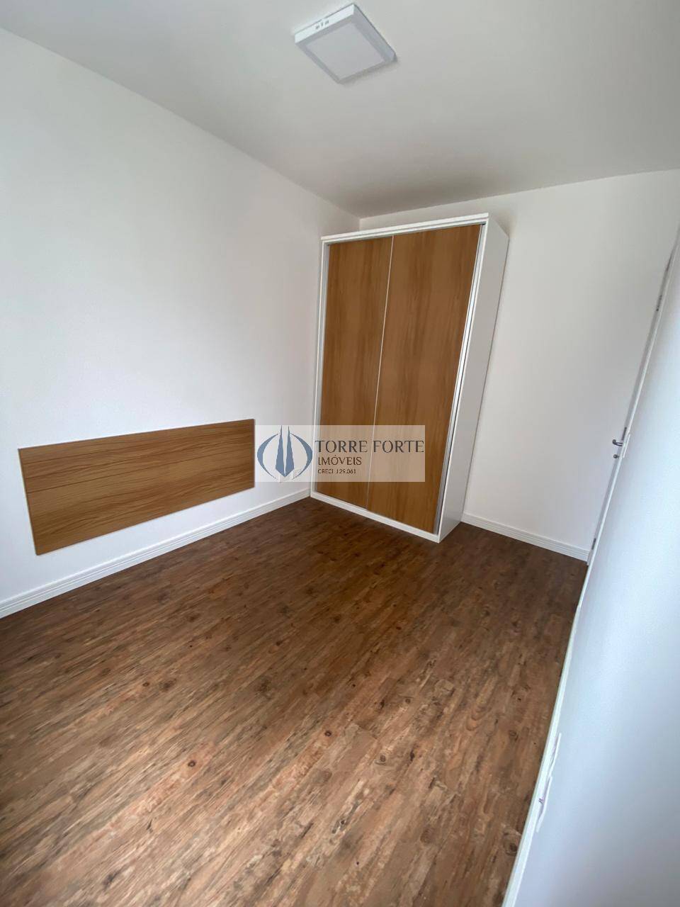 Apartamento à venda com 2 quartos, 56m² - Foto 5