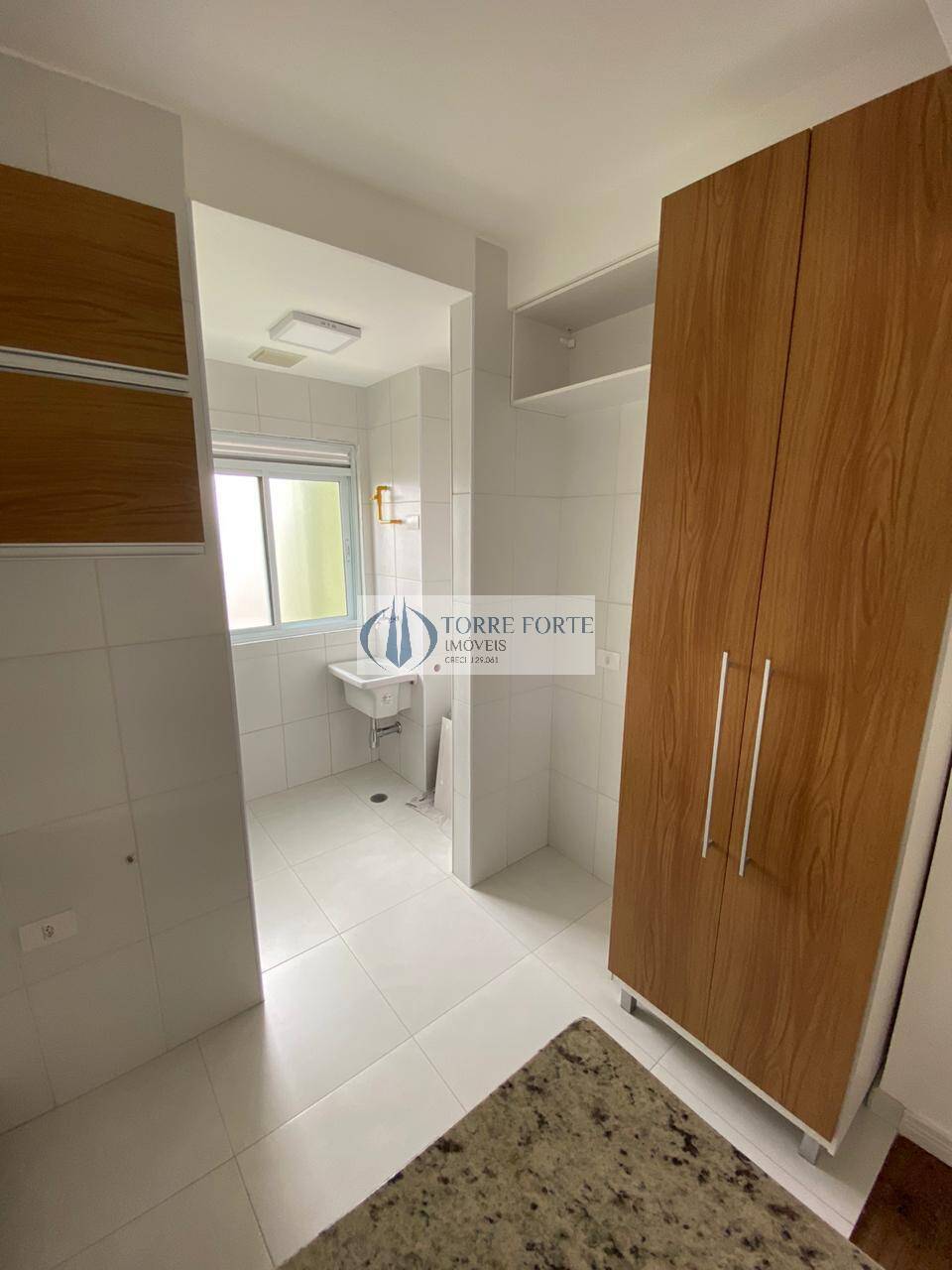 Apartamento à venda com 2 quartos, 56m² - Foto 4