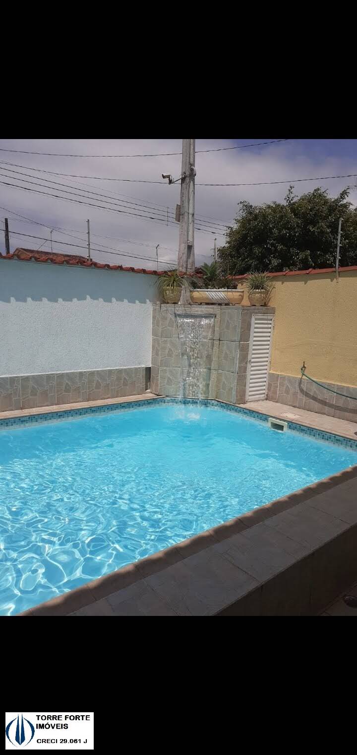 Casa à venda com 4 quartos, 180m² - Foto 3