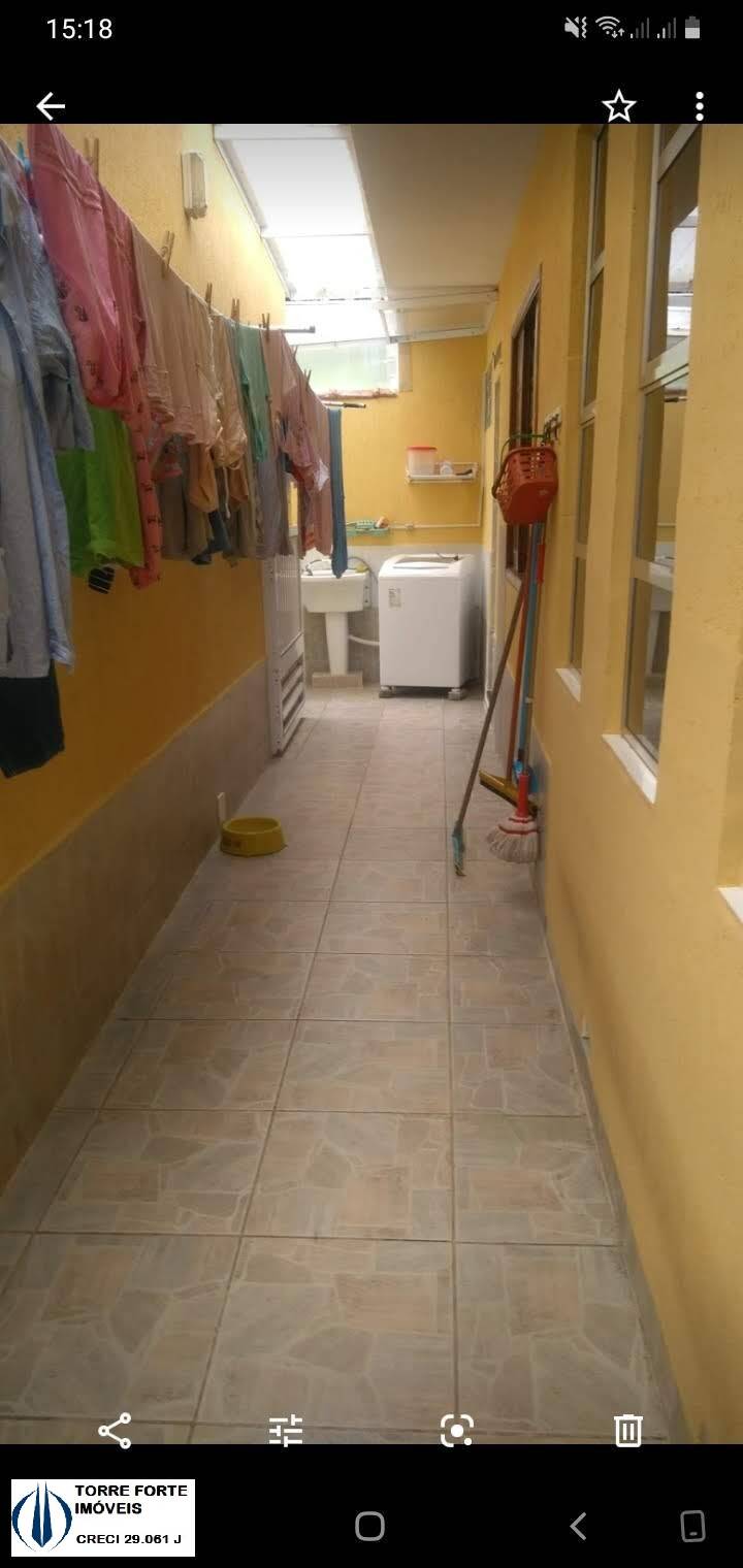 Casa à venda com 4 quartos, 180m² - Foto 21