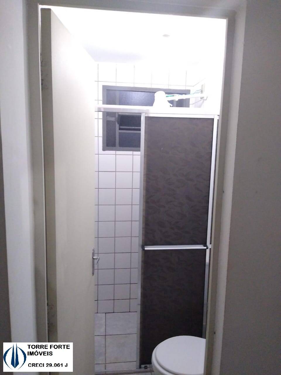 Apartamento à venda com 2 quartos, 47m² - Foto 2