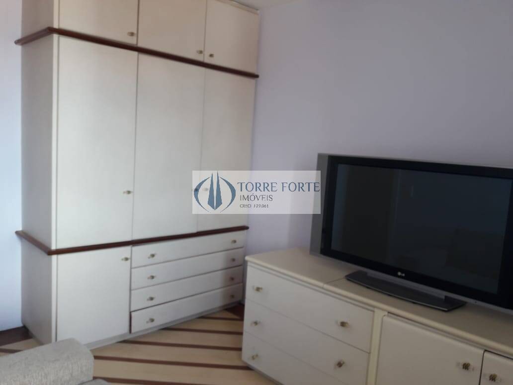 Apartamento à venda com 3 quartos, 136m² - Foto 13