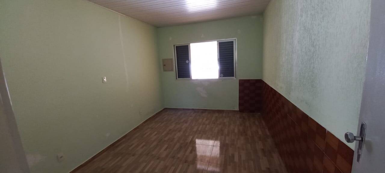 Casa à venda com 2 quartos, 90m² - Foto 10